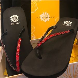 YELLOWBOX red jewel flat NWOT